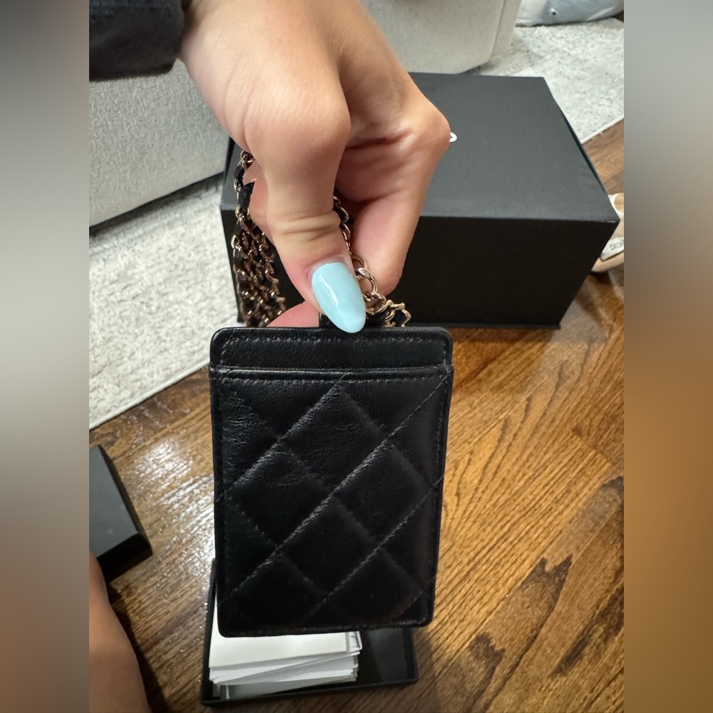 Chanel - Picture 6 of 10